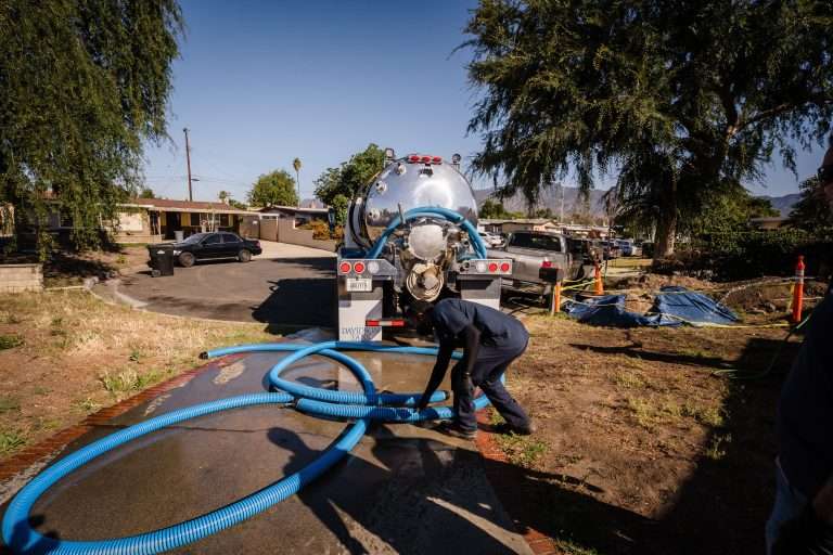 western rooter septic tank pumping truck