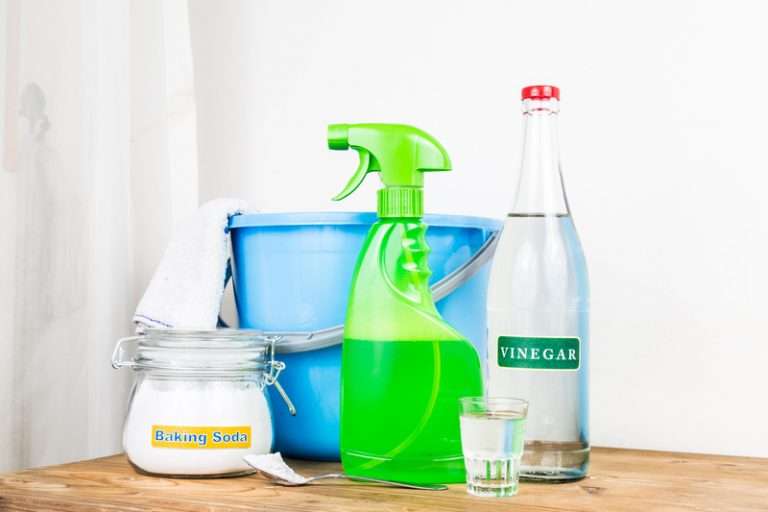 baking soda and vinegar for cleaning sink