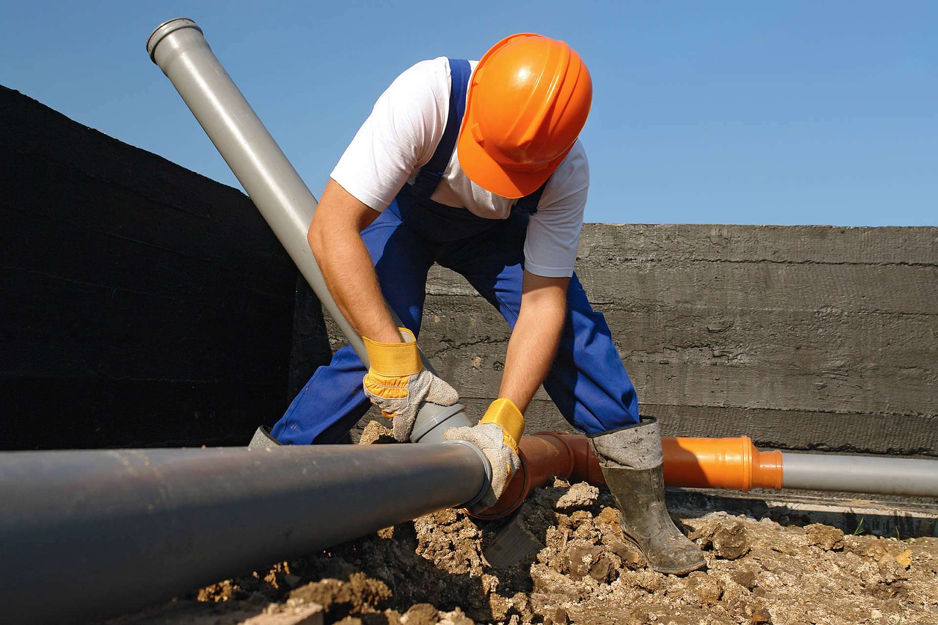 trenchless sewer repair plumbers